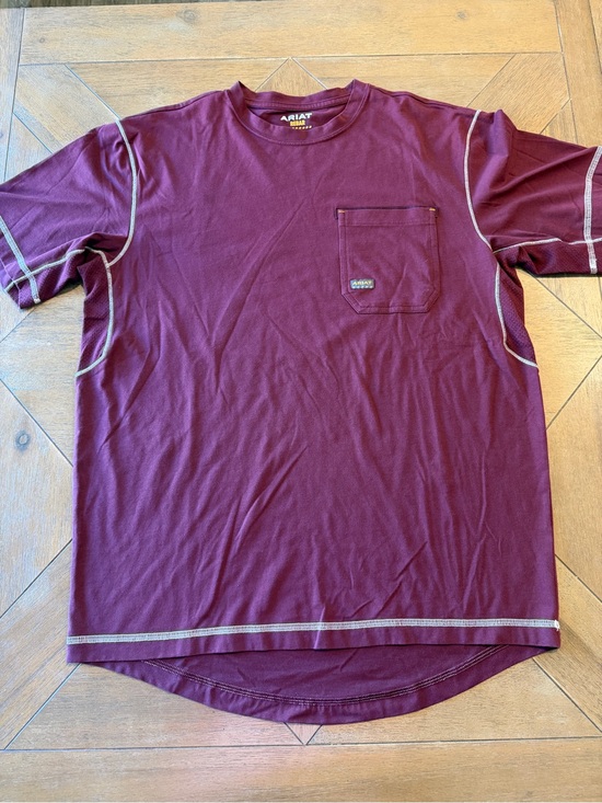 Ariat Other - Ariat Men's Short Sleeve Pocket Tee - Maroon with Contrast Stitching